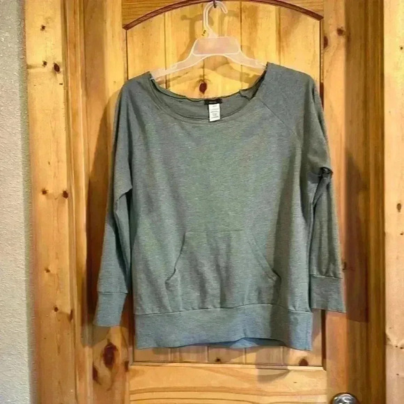 Mark by Avon Sweatshirt - Picture 1 of 9